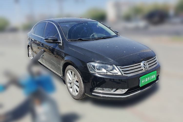 Used Volkswagen Magotan 2012 1.8TSI Prestige Model Front Right 45 Deg