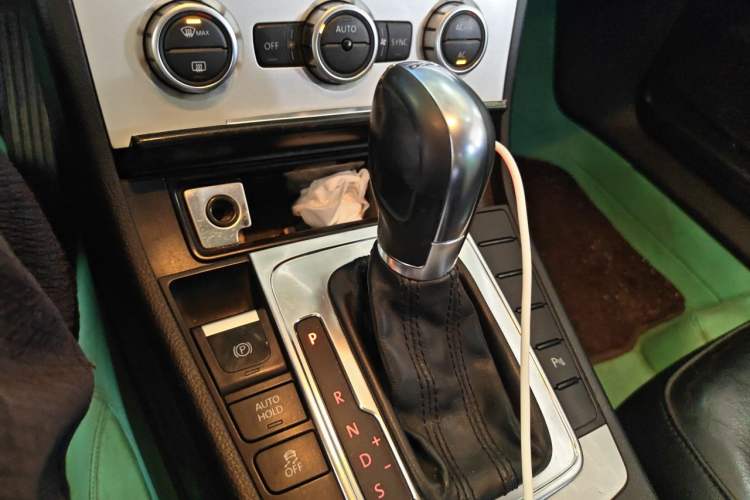 Used Volkswagen Magotan 2012 1.8TSI Luxury Model Gear Lever