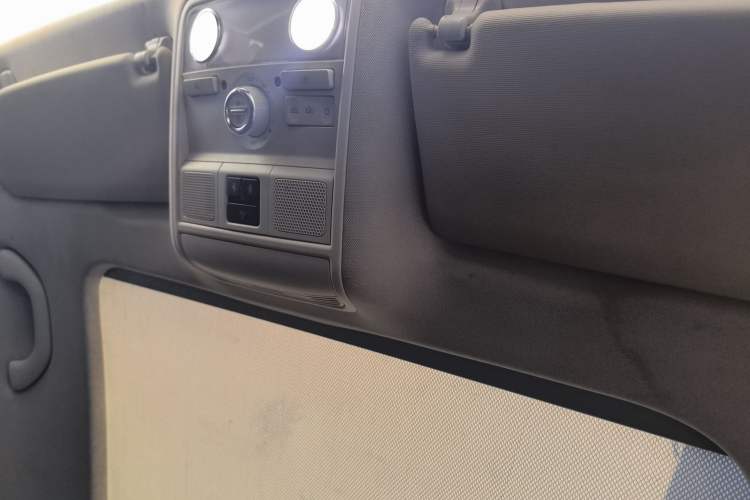 Used Volkswagen Magotan 2012 Travel Edition 2.0 TSI Luxury Version Headliner