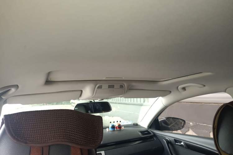 Used Volkswagen Magotan 2012 Revised 1.8TSI Luxury Version Headliner
