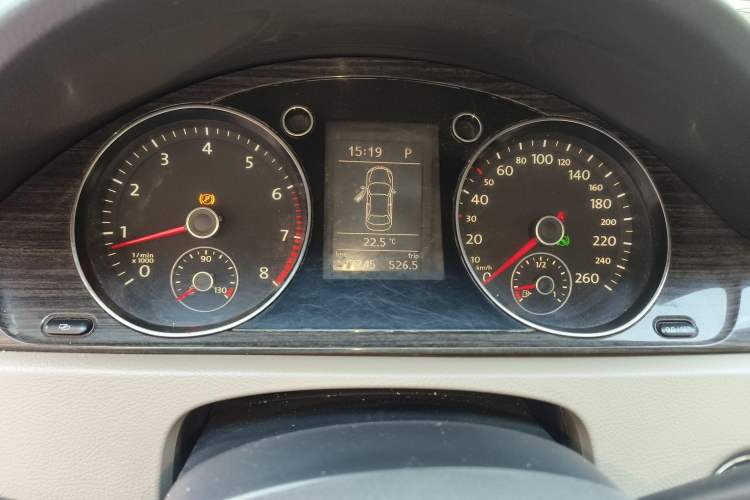Used Volkswagen Magotan 2012 2.0 TSI Prestige Edition Instrument Cluster