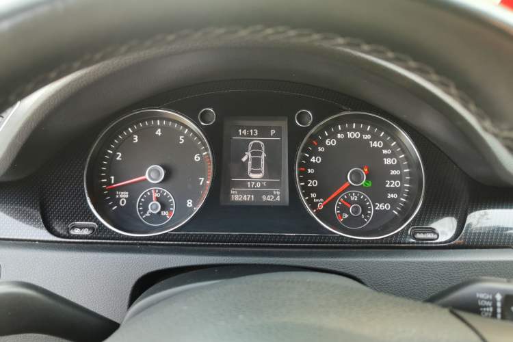 Used Volkswagen Magotan 2012 Revised 1.8TSI Luxury Version Instrument Cluster