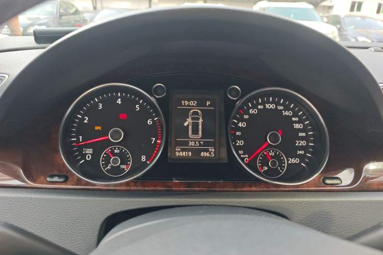 Used Volkswagen Magotan 2012 Travel Edition 2.0 TSI Luxury Version Instrument Cluster