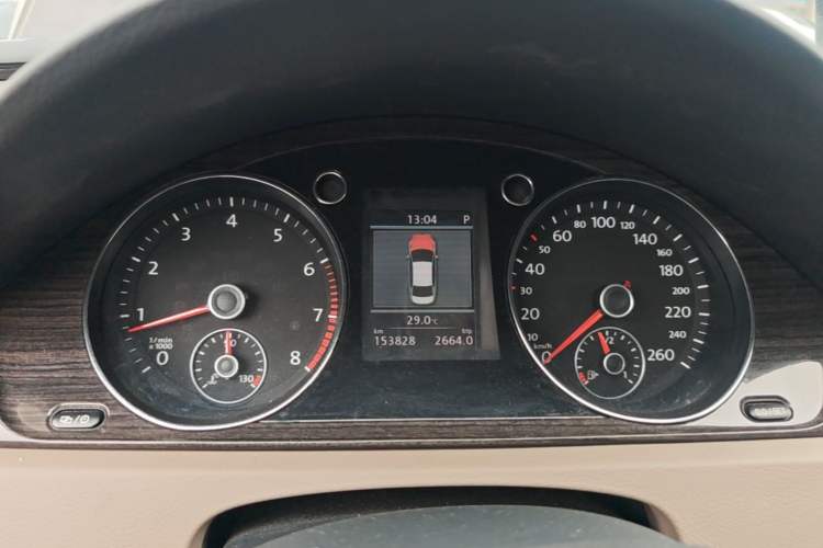 Used Volkswagen Magotan 2012 2.0 TSI Prestige Edition Instrument Cluster