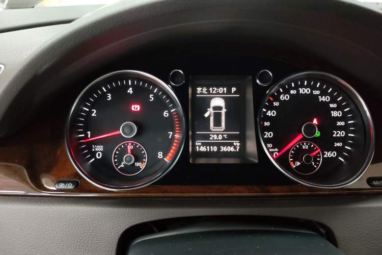 Used Volkswagen Magotan 2012 Travel Edition 2.0 TSI Comfort Version Instrument Cluster