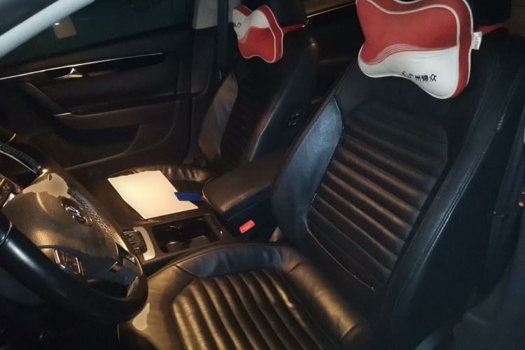 Used Volkswagen Magotan 2012 Revised 1.8TSI Luxury Version Left Front Seat