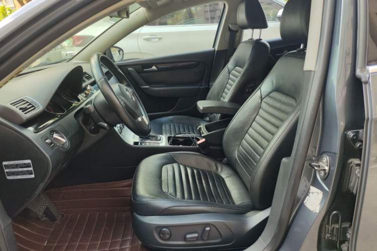 Used Volkswagen Magotan 2012 1.8TSI Luxury Model Left Front Seat