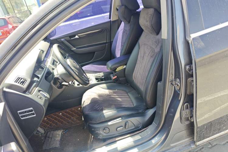 Used Volkswagen Magotan 2012 1.8TSI Prestige Model Left Front Seat