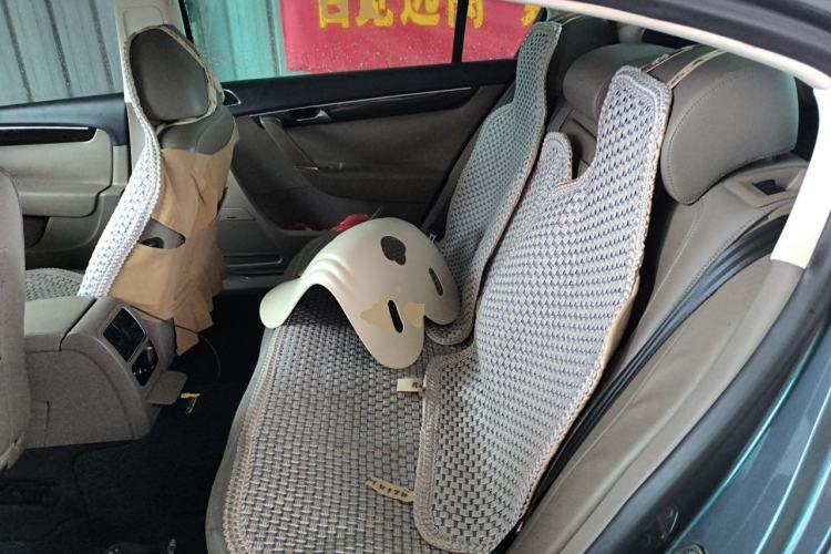 Used Volkswagen Magotan 2012 Revised Version 2.0 TSI Supreme Edition Left Rear Seat