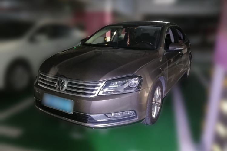 Used Volkswagen Magotan 2012 Revised Version 1.8TSI Leading Edition Guazi used car, China used car export, Used car for sale, Used  cars, Cheapest cars for sale