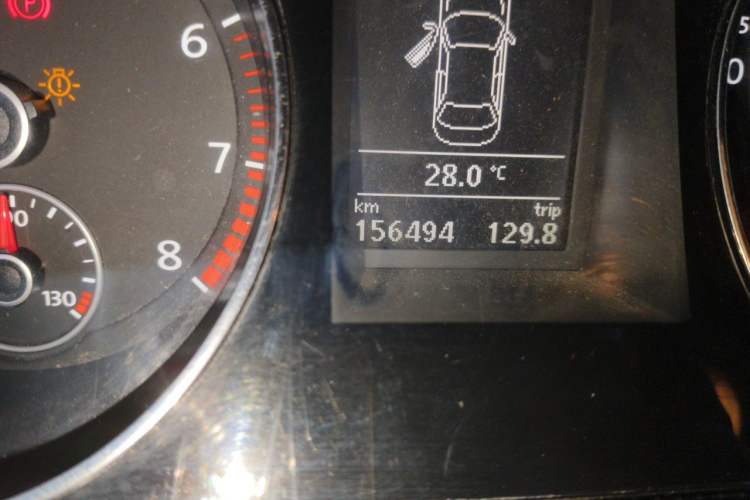 Used Volkswagen Magotan 2012 Revised 1.4 TSI Luxury Version Odometer Close Up