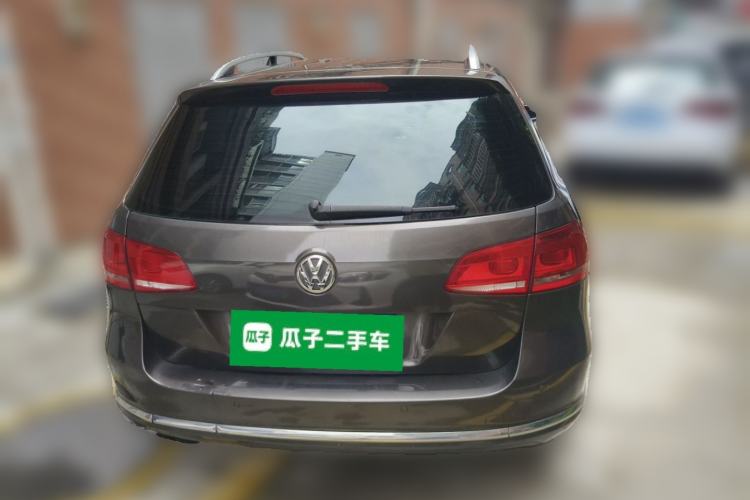 Used Volkswagen Magotan 2012 Travel Edition 2.0 TSI Comfort Version Rear