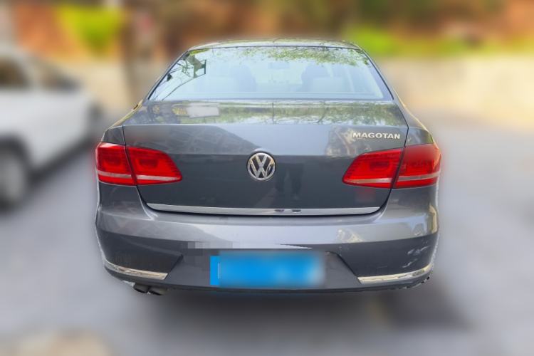 Used Volkswagen Magotan 2012 2.0 TSI Prestige Edition Rear