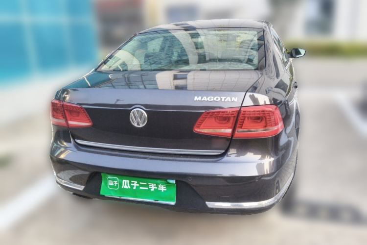 Used Volkswagen Magotan 2012 Revised Version 2.0 TSI Supreme Edition Rear