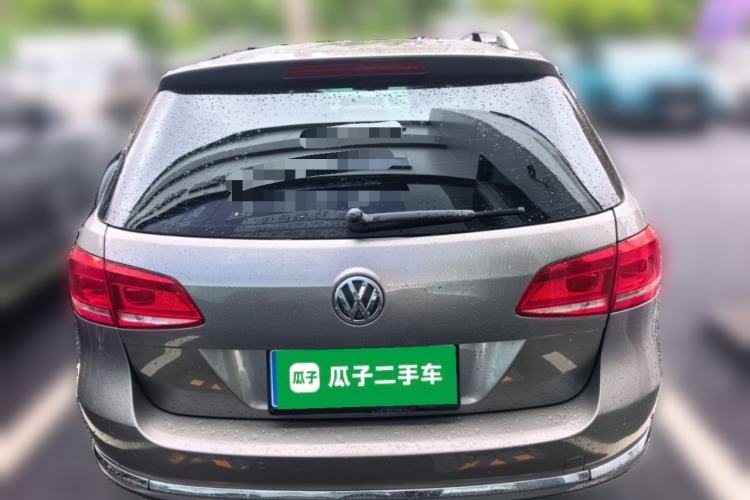 Used Volkswagen Magotan 2012 Travel Edition 2.0 TSI Comfort Version Rear