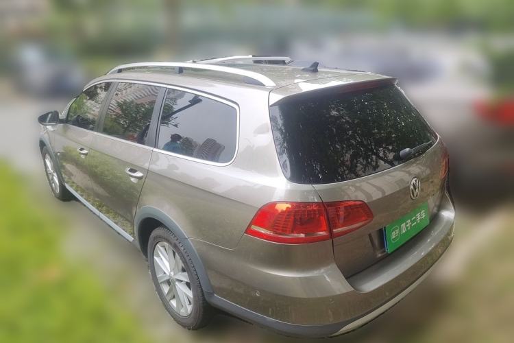 Used Volkswagen Magotan 2012 Travel Edition 2.0 TSI Four-Wheel Drive Luxury Version Rear Left 45 Deg