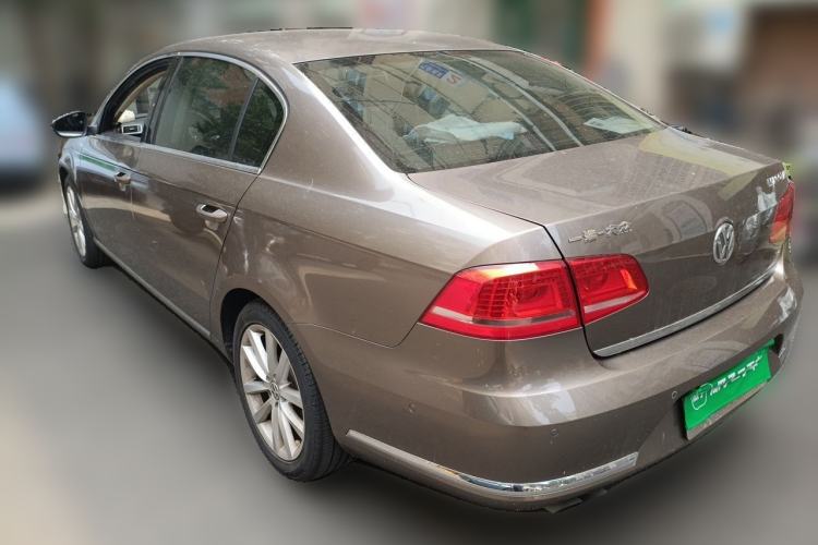 Used Volkswagen Magotan 2012 Facelift 1.8TSI Prestige Model Rear Left 45 Deg