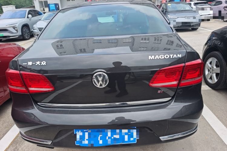Used Volkswagen Magotan 2012 2.0 TSI Prestige Edition Rear