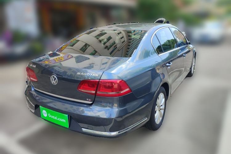 Used Volkswagen Magotan 2012 1.8TSI Luxury Model Rear Right 45 Deg