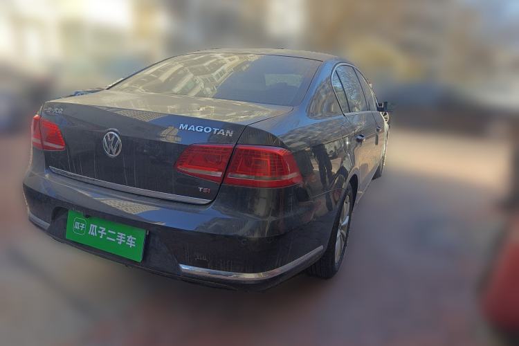 Used Volkswagen Magotan 2012 Revised 1.8TSI Comfort Version Rear Right 45 Deg