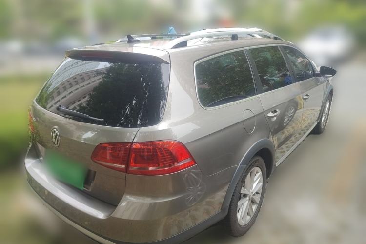 Used Volkswagen Magotan 2012 Travel Edition 2.0 TSI Four-Wheel Drive Luxury Version Rear Right 45 Deg