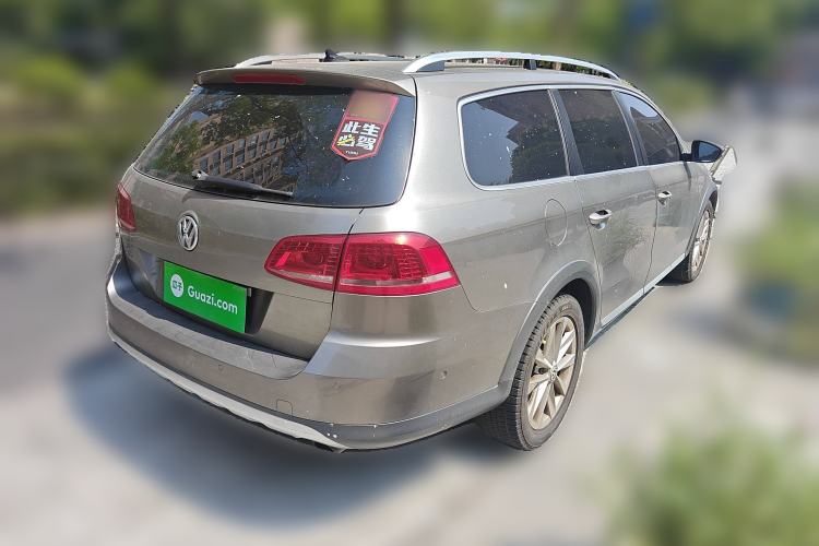 Used Volkswagen Magotan 2012 Travel Edition 2.0 TSI 4x4 Comfort Version Rear Right 45 Deg