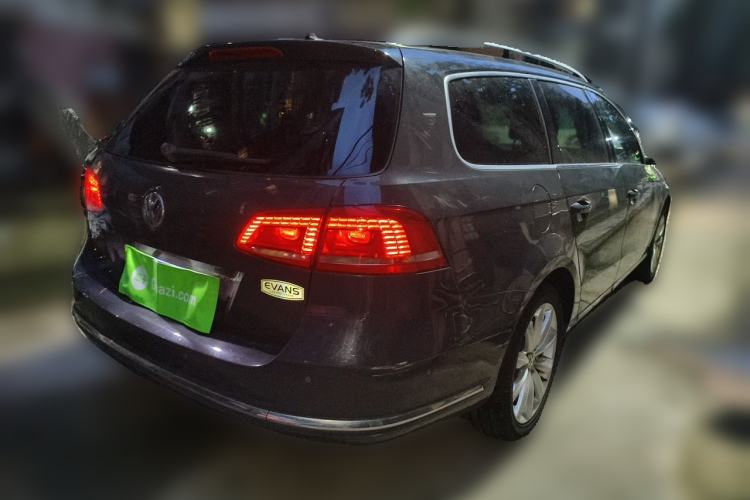 Used Volkswagen Magotan 2012 Travel Edition 2.0 TSI Luxury Version Rear Right 45 Deg
