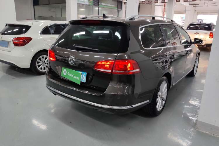 Used Volkswagen Magotan 2012 Travel Edition 2.0 TSI Comfort Version Rear Right 45 Deg