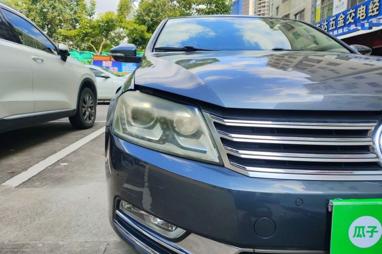 Used Volkswagen Magotan 2012 1.8TSI Luxury Model Right Front Headlight