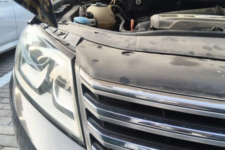 Used Volkswagen Magotan 2012 Revised Version 2.0 TSI Supreme Edition Right Front Headlight