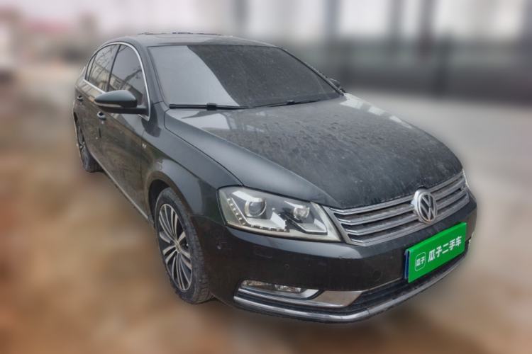 Used Volkswagen Magotan 2012 3.0 FSI Flagship Edition Exterior 2