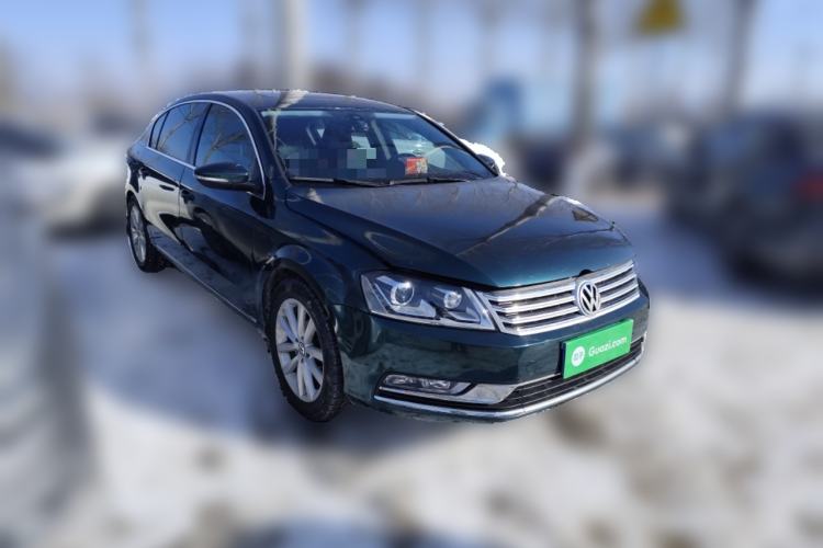 Used Volkswagen Magotan 2012 2.0 TSI Prestige Edition Front Right 45 Deg