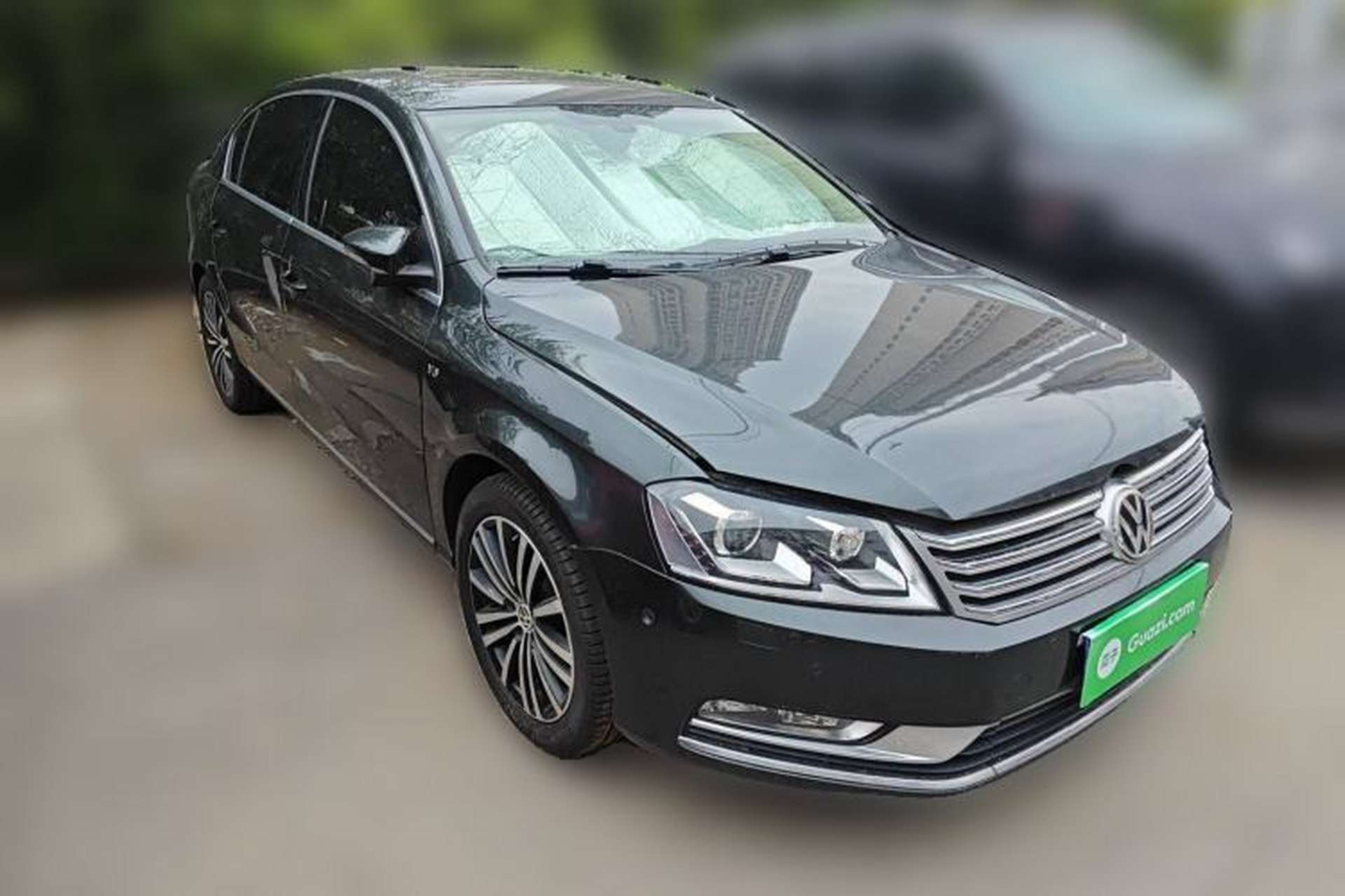Used Volkswagen Magotan 2012 3.0 FSI Flagship Edition Front Right 45 Deg
