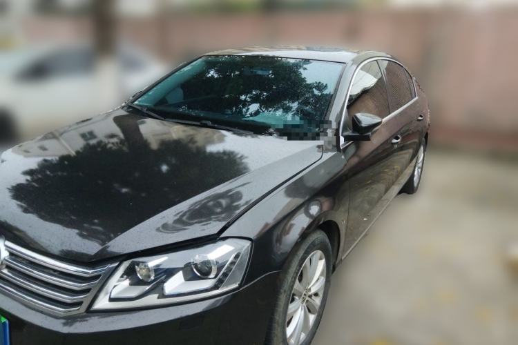 Used Volkswagen Magotan 2012 1.8TSI Luxury Model Guazi used car, China used car export, Used car for sale, Used  cars, Cheapest cars for sale