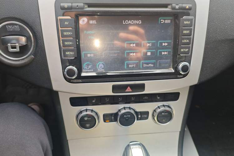 Used Volkswagen Magotan 2012 Revised 1.8TSI Luxury Version Audio And AC Panel