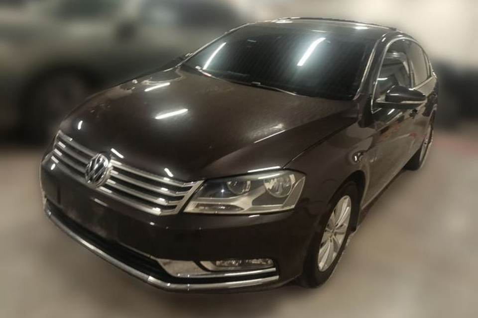 Volkswagen Magotan 2012