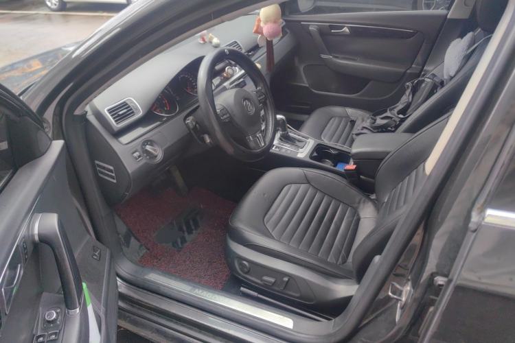 Used Volkswagen Magotan 2012 Revised 1.8TSI Luxury Version Driver Seat