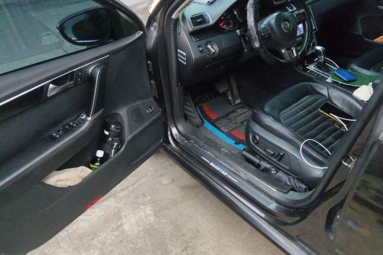Used Volkswagen Magotan 2012 1.8TSI Luxury Model Driver Seat