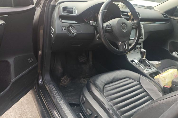Used Volkswagen Magotan 2012 Revised 1.8TSI Luxury Version Driver Seat