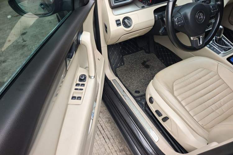 Used Volkswagen Magotan 2012 1.8TSI Luxury Model Driver Seat