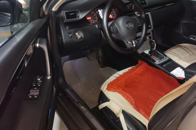 Used Volkswagen Magotan 2012 1.8TSI Luxury Model Driver Seat