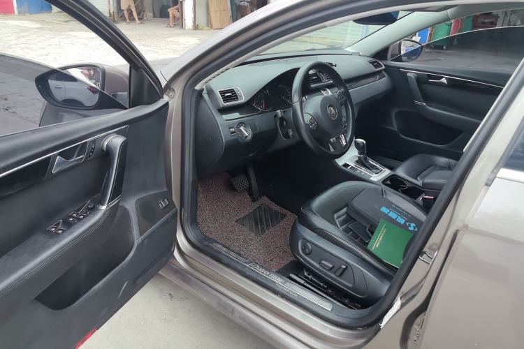 Used Volkswagen Magotan 2012 1.8TSI Luxury Model Driver Seat