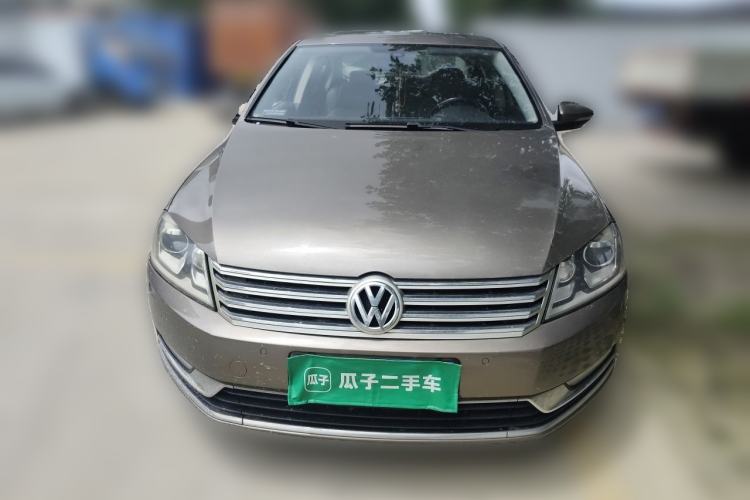 Used Volkswagen Magotan 2012 Facelift 2.0 TSI Prestige Model Front