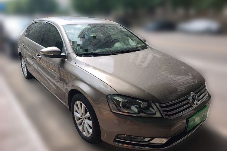 Used Volkswagen Magotan 2012 Revised 1.8TSI Luxury Version Front Right 45 Deg