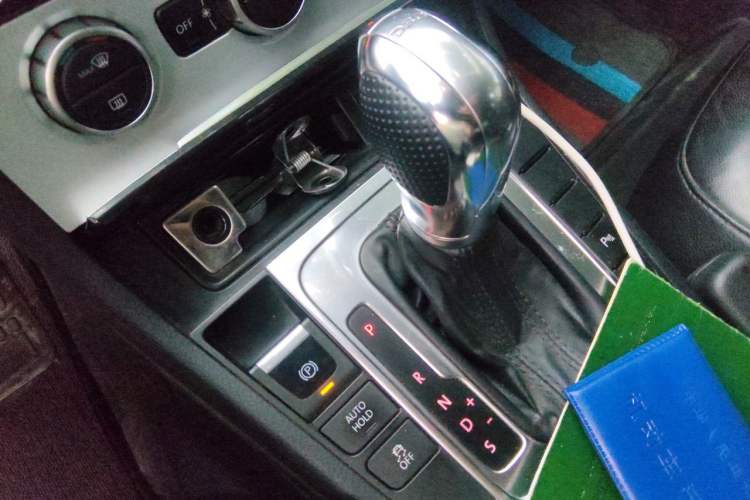 Used Volkswagen Magotan 2012 1.8TSI Luxury Model Gear Lever