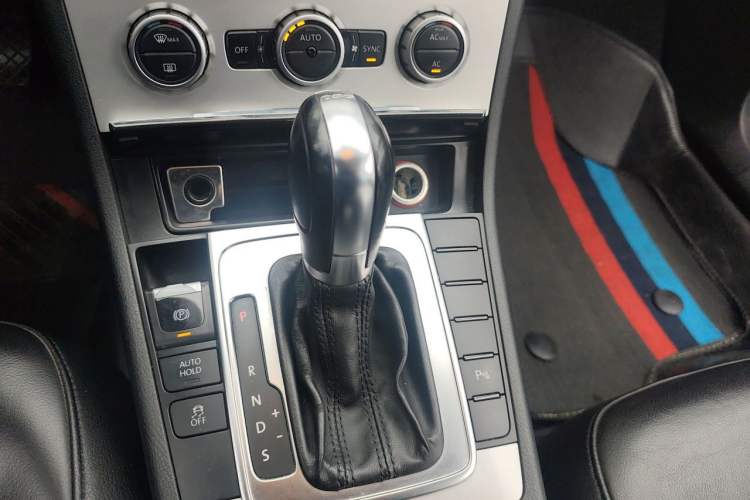 Used Volkswagen Magotan 2012 1.8TSI Luxury Model Gear Lever
