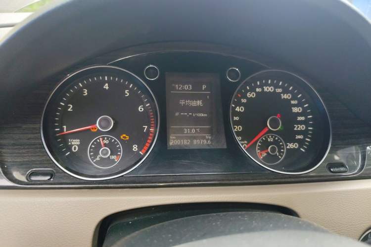 Used Volkswagen Magotan 2012 Facelift 2.0 TSI Prestige Model Instrument Cluster