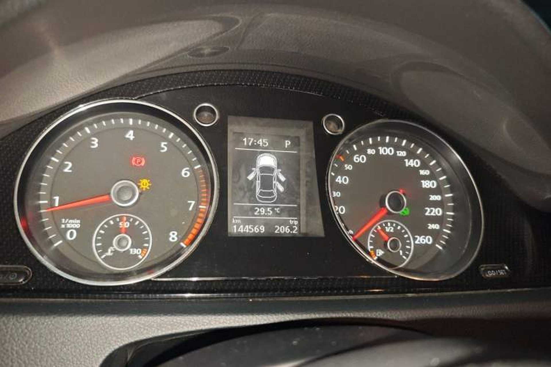 Used Volkswagen Magotan 2012 Revised 1.8TSI Luxury Version Instrument Cluster