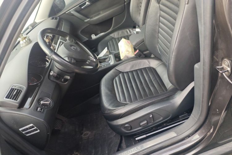 Used Volkswagen Magotan 2012 Revised 1.8TSI Luxury Version Left Front Seat
