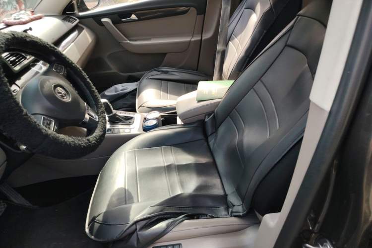 Used Volkswagen Magotan 2012 2.0 TSI Ultimate Edition Left Front Seat